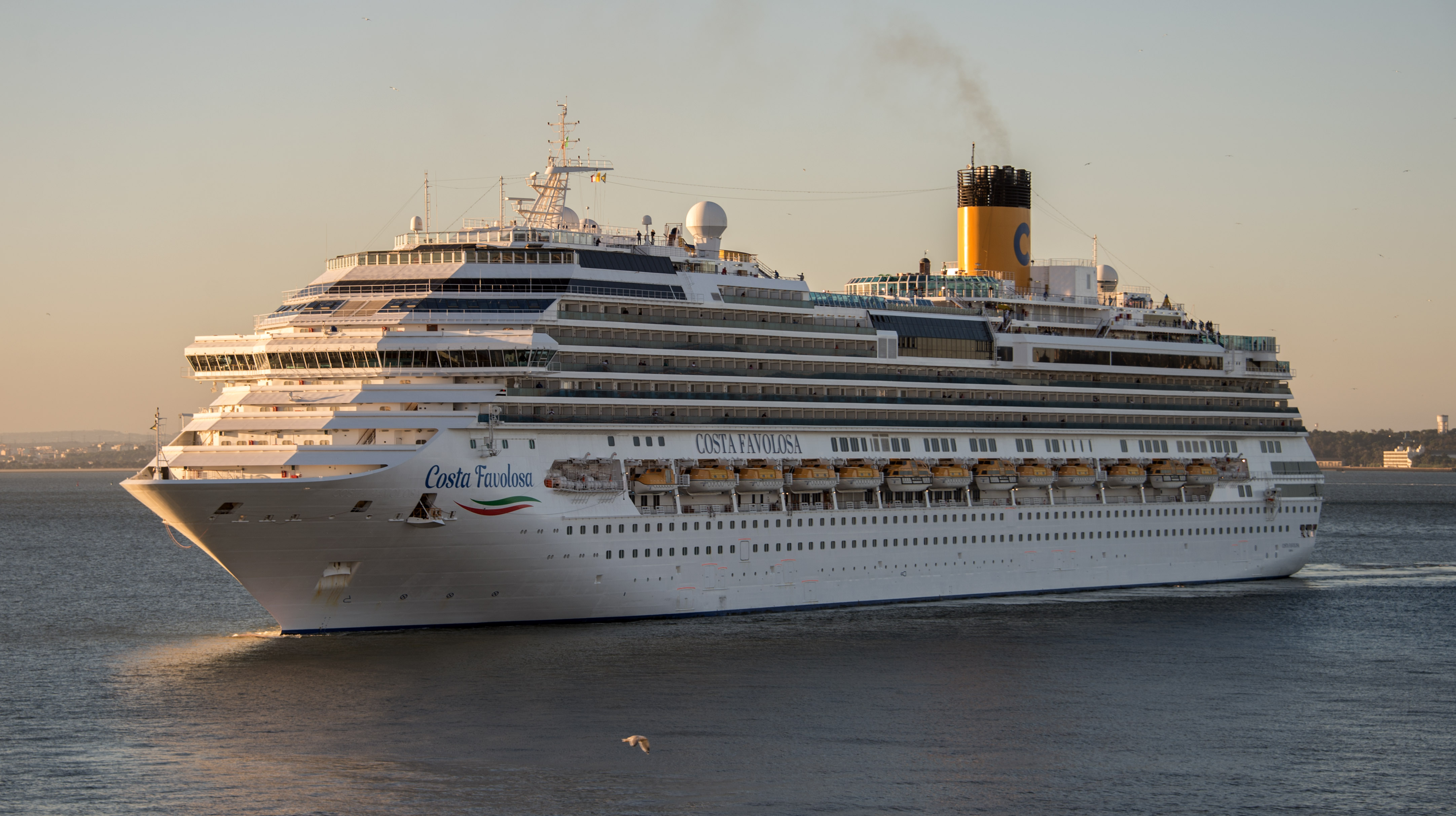  COSTA FAVOLOSA SAISON 2026-2027 